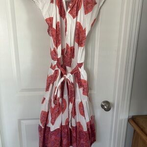 Adorable Victoria Dunn with hearts